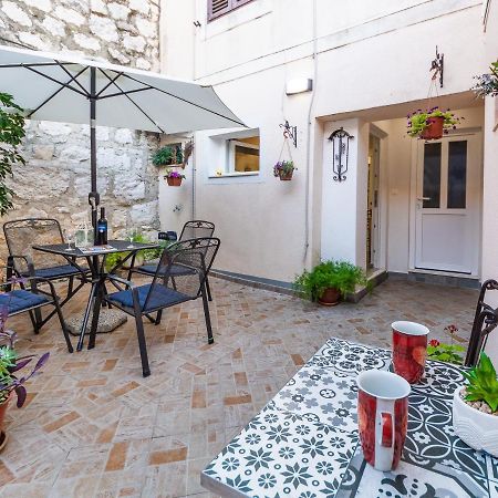 Guesthause Arbor Apartment Split Exterior photo