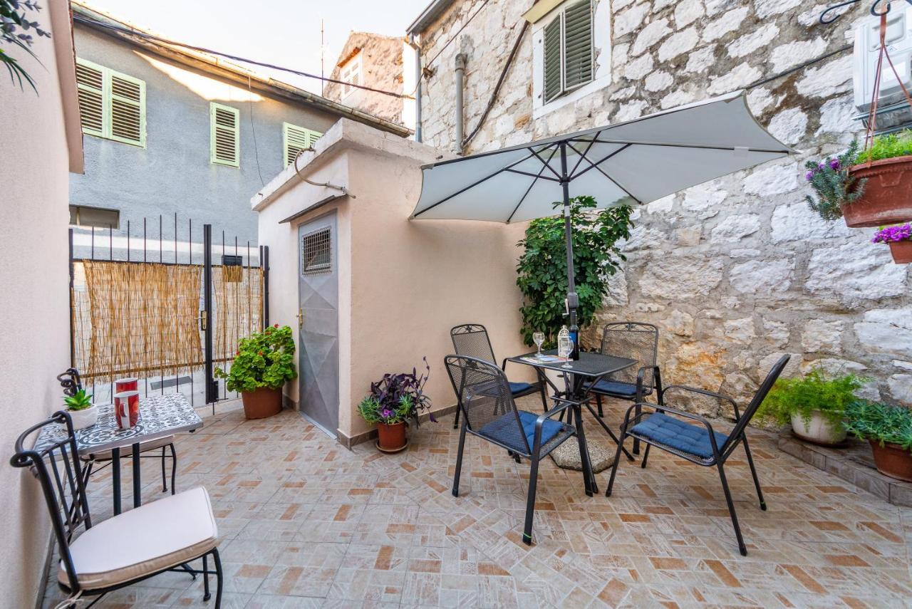 Guesthause Arbor Apartment Split Exterior photo