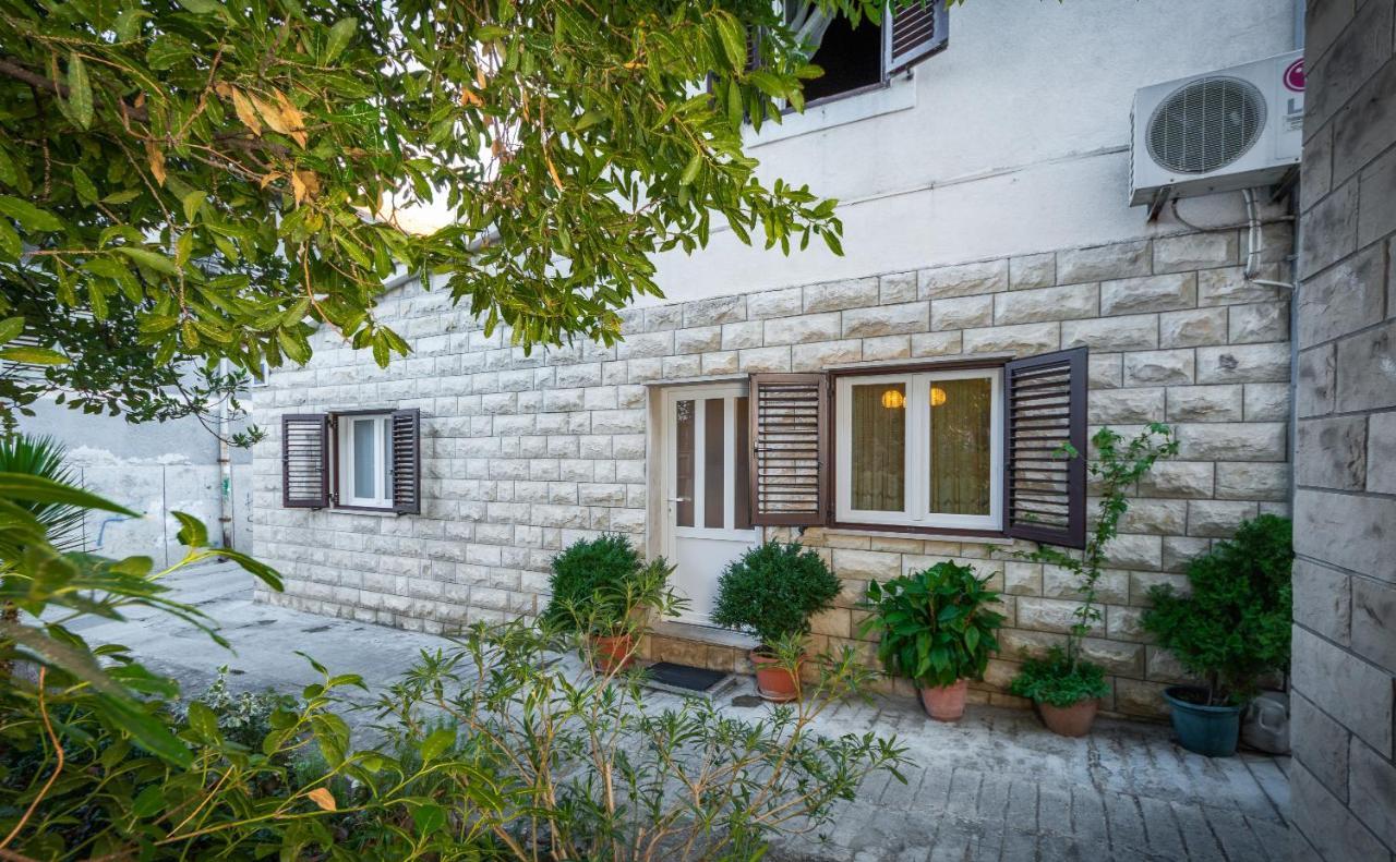 Guesthause Arbor Apartment Split Exterior photo